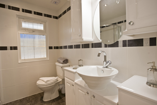 F&R  LIGHT PARK HOMES